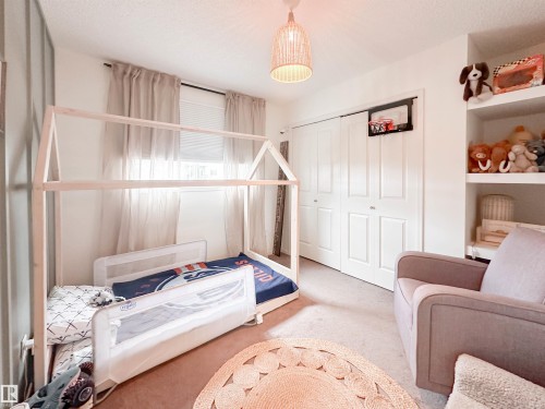 60 Nevis Close, St. Albert, AB - Indoor Photo Showing Bedroom