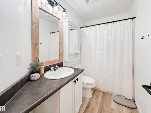 60 Nevis Close, St. Albert, AB - Indoor Photo Showing Bathroom