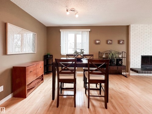 53 Alpine Boulevard, St. Albert, AB - Indoor Photo Showing Dining Room