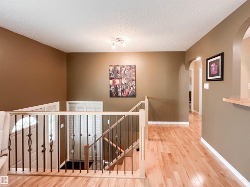 53 Alpine Boulevard, St. Albert, AB - Indoor Photo Showing Other Room