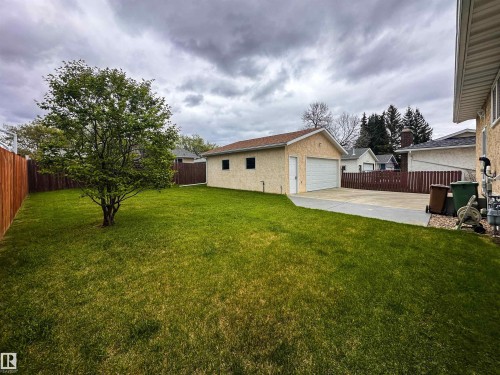 53 Alpine Boulevard, St. Albert, AB - Outdoor