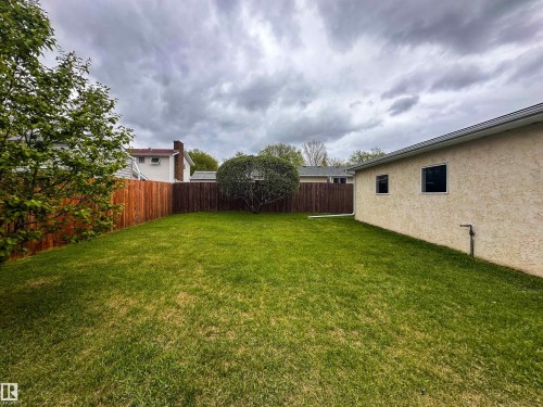 53 Alpine Boulevard, St. Albert, AB - Outdoor