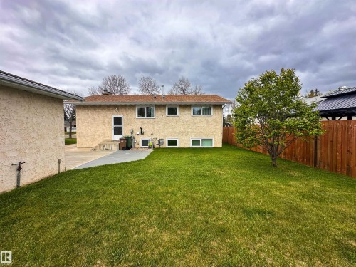 53 Alpine Boulevard, St. Albert, AB - Outdoor