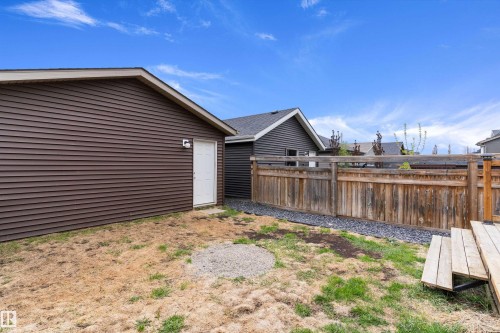 357 Desrochers Boulevard, Edmonton, AB - Outdoor With Exterior