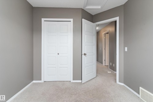 357 Desrochers Boulevard, Edmonton, AB - Indoor