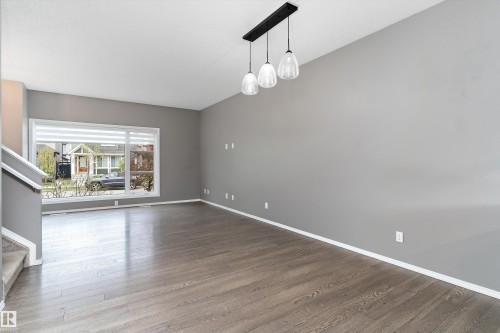 357 Desrochers Boulevard, Edmonton, AB - Indoor
