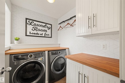 20722 56A Avenue, Edmonton, AB - Indoor Photo Showing Laundry Room