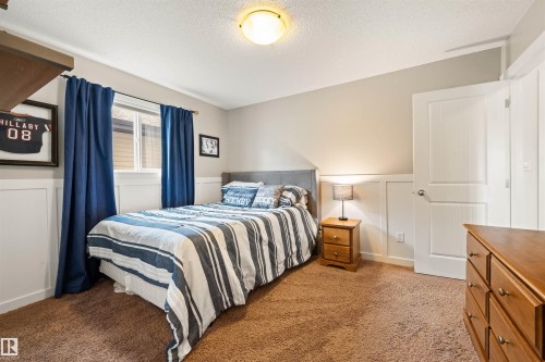 20722 56A Avenue, Edmonton, AB - Indoor Photo Showing Bedroom