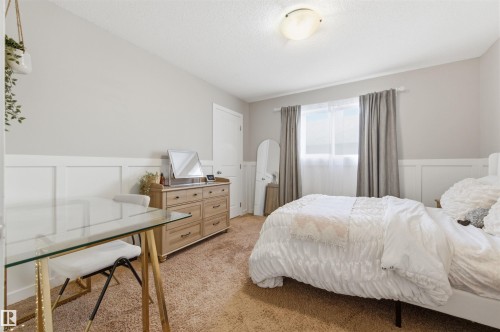 20722 56A Avenue, Edmonton, AB - Indoor Photo Showing Bedroom