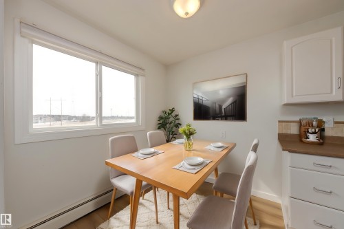 46 11265 31 Avenue, Edmonton, AB - Indoor Photo Showing Dining Room