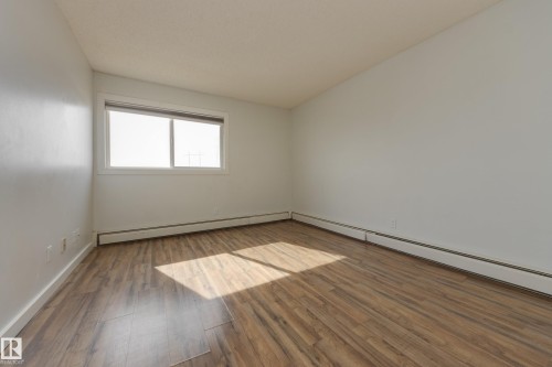 46 11265 31 Avenue, Edmonton, AB - Indoor Photo Showing Other Room