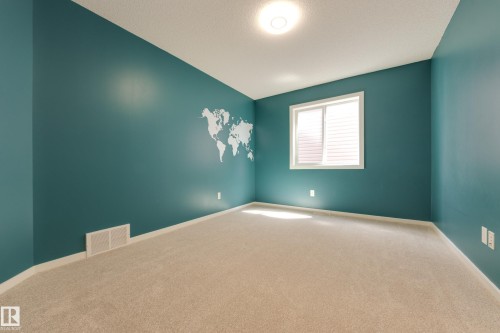 3005 Spence Wynd, Edmonton, AB - Indoor Photo Showing Other Room