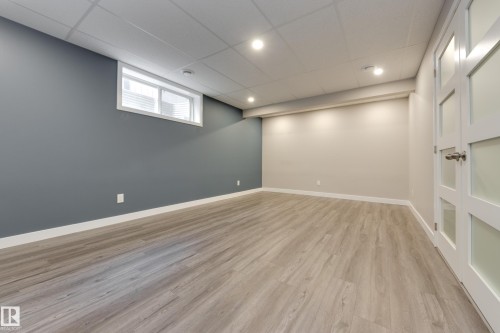 3005 Spence Wynd, Edmonton, AB - Indoor