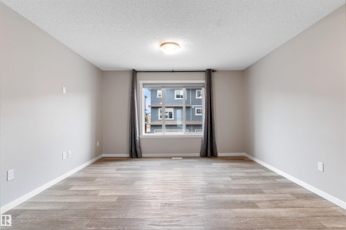 19615 28 Avenue, Edmonton, AB - Indoor Photo Showing Other Room