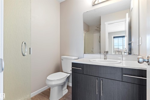 19615 28 Avenue, Edmonton, AB - Indoor Photo Showing Other Room