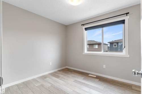 19615 28 Avenue, Edmonton, AB - Indoor Photo Showing Other Room