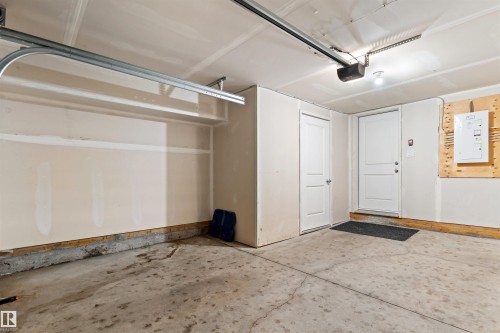 19615 28 Avenue, Edmonton, AB - Indoor Photo Showing Garage