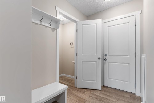 19615 28 Avenue, Edmonton, AB - Indoor Photo Showing Other Room