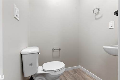 19615 28 Avenue, Edmonton, AB - Indoor Photo Showing Other Room