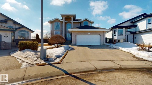 325 Cutts Court, Edmonton, AB - Outdoor With Facade