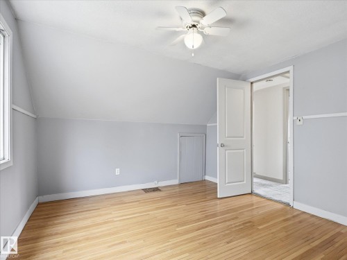 12324 104 Street, Edmonton, AB - Indoor Photo Showing Other Room