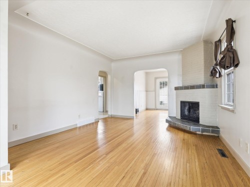 12324 104 Street, Edmonton, AB - Indoor With Fireplace