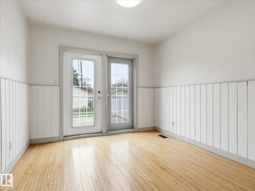 12324 104 Street, Edmonton, AB - Indoor Photo Showing Other Room