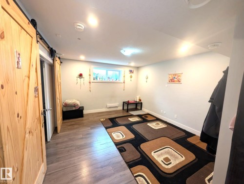 3336 17B Avenue, Edmonton, AB - Indoor