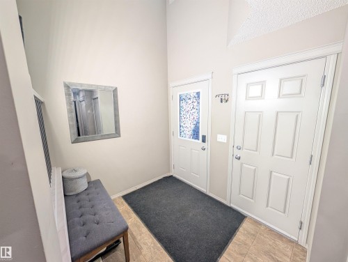 3336 17B Avenue, Edmonton, AB - Indoor Photo Showing Other Room