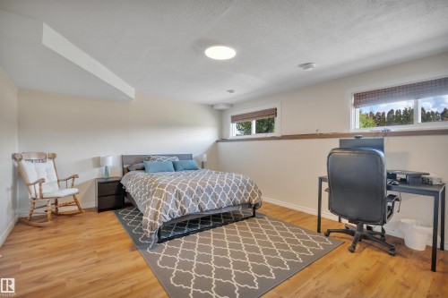 14104 79 Street, Edmonton, AB - Indoor Photo Showing Bedroom