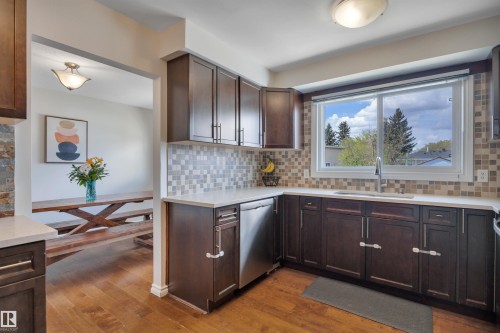 14104 79 Street, Edmonton, AB - Indoor Photo Showing Kitchen