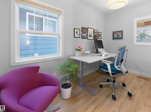 9815 90 Avenue, Edmonton, AB - Indoor Photo Showing Office