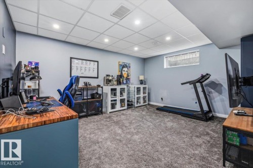 3570 Mclean Crescent, Edmonton, AB - Indoor Photo Showing Gym Room