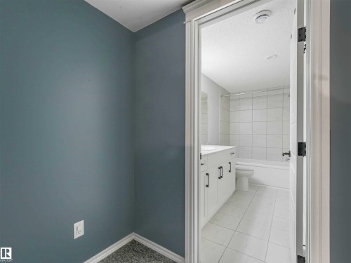 19310 26A Ave, Edmonton, AB - Indoor Photo Showing Bathroom