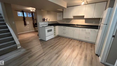 5108 50 Street, Bonnyville Town, AB - Indoor Photo Showing Kitchen With Double Sink