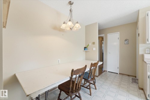 886 Knottwood Road S, Edmonton, AB - Indoor Photo Showing Dining Room