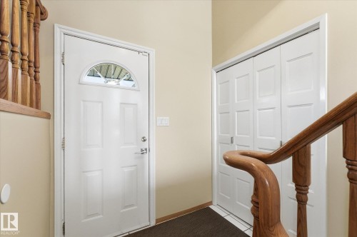 886 Knottwood Road S, Edmonton, AB - Indoor Photo Showing Other Room