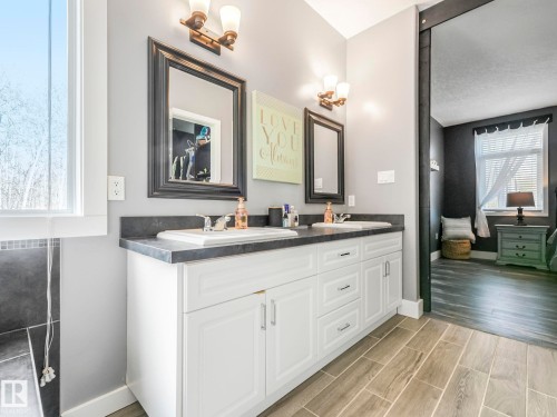 60030 Range Road 225, Rural Thorhild County, AB - Indoor Photo Showing Bathroom