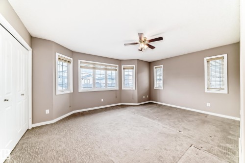 16737 60St, Edmonton, AB - Indoor Photo Showing Other Room
