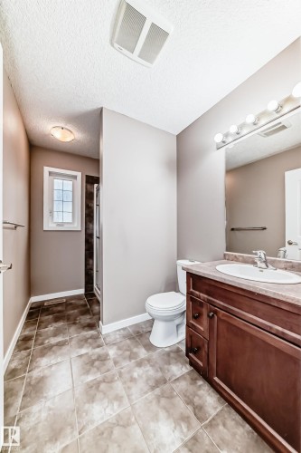 16737 60St, Edmonton, AB - Indoor Photo Showing Bathroom