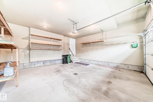 16737 60St, Edmonton, AB - Indoor Photo Showing Garage