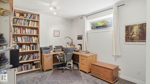 9611 77 Avenue, Edmonton, AB - Indoor Photo Showing Office