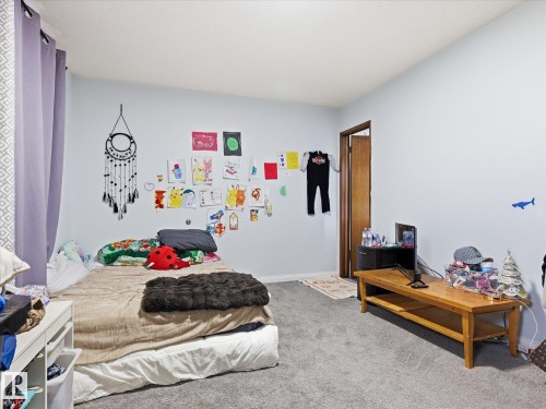 14320 117 Street, Edmonton, AB - Indoor Photo Showing Bedroom