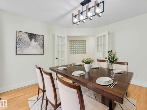 9642 100 Street, Edmonton, AB - Indoor Photo Showing Dining Room