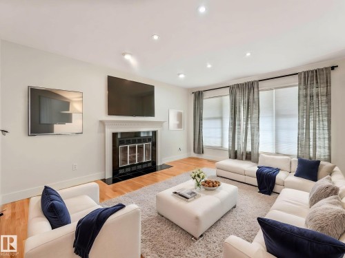 9642 100 Street, Edmonton, AB - Indoor Photo Showing Living Room With Fireplace