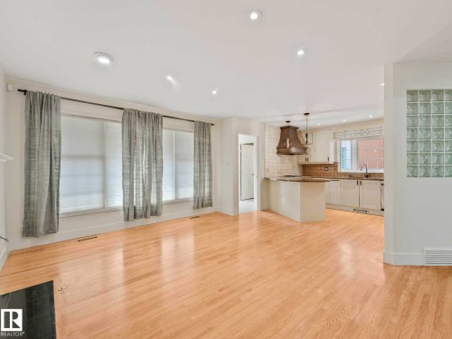 9642 100 Street, Edmonton, AB - Indoor Photo Showing Kitchen