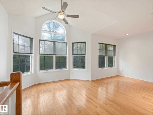 9642 100 Street, Edmonton, AB - Indoor Photo Showing Other Room