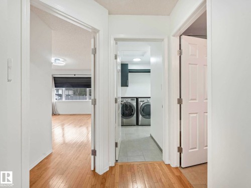 9642 100 Street, Edmonton, AB - Indoor Photo Showing Other Room