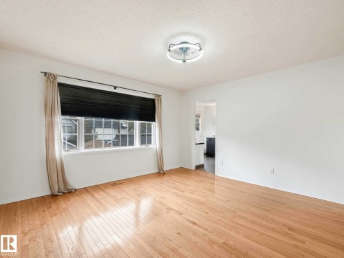 9642 100 Street, Edmonton, AB - Indoor