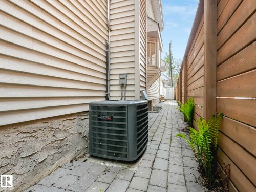 9642 100 Street, Edmonton, AB - Outdoor